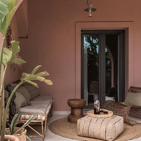 Kokkinochoma Slow Living فيلة Lagopodhon